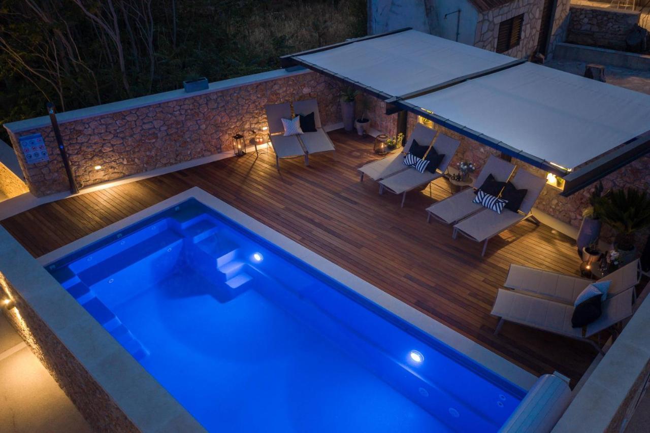 Apartments Valentina Μπολ Εξωτερικό φωτογραφία