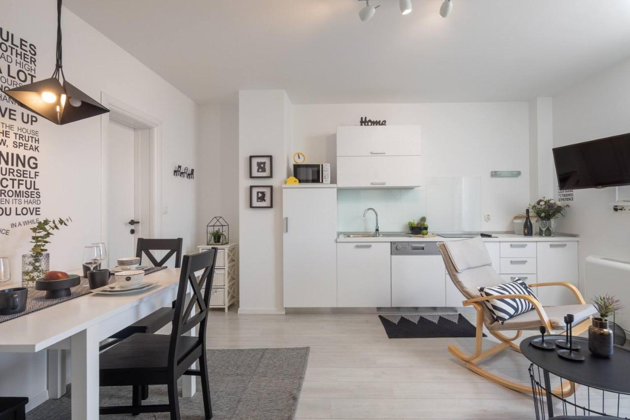 Apartments Valentina Μπολ Εξωτερικό φωτογραφία