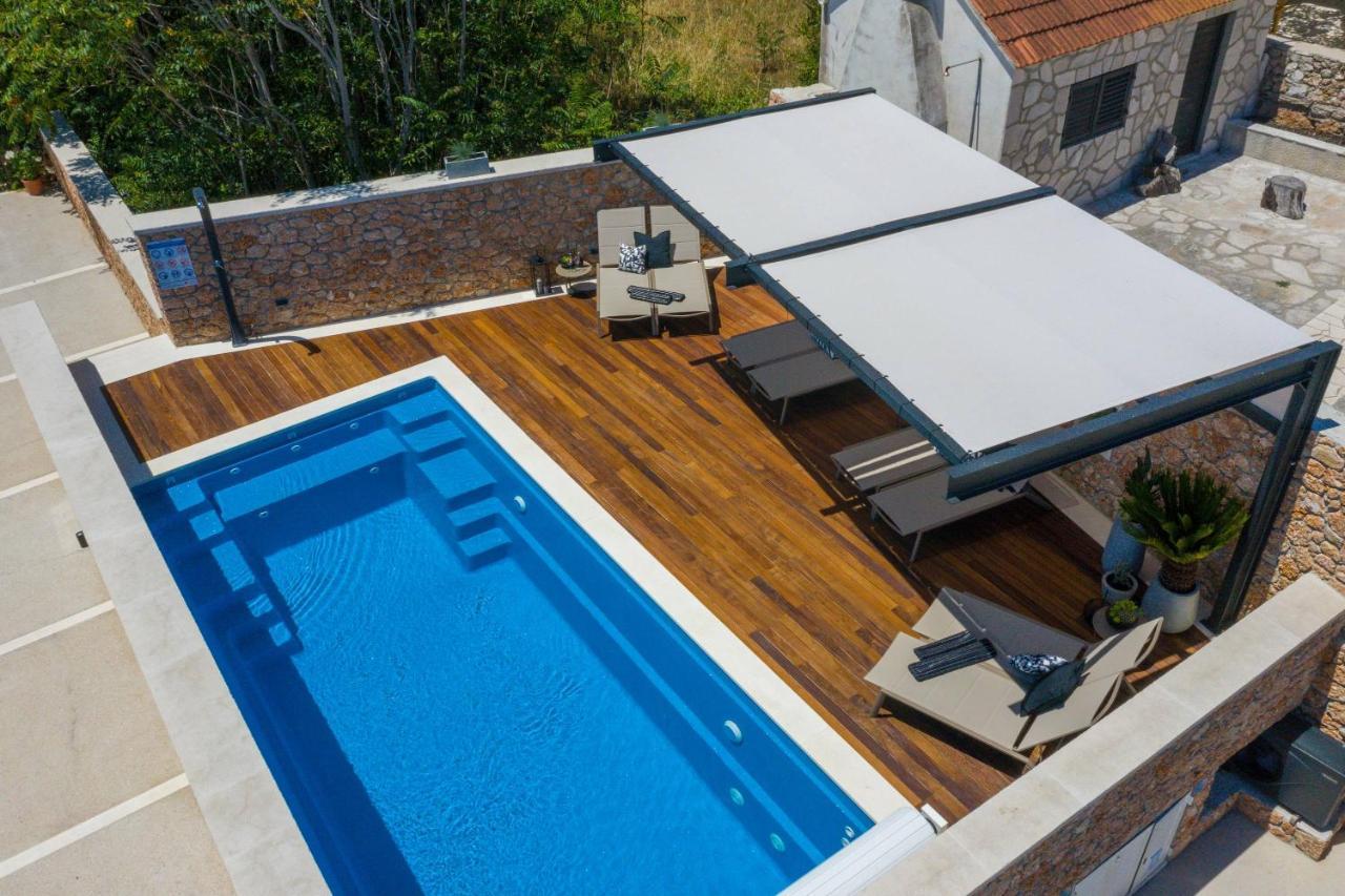 Apartments Valentina Μπολ Εξωτερικό φωτογραφία
